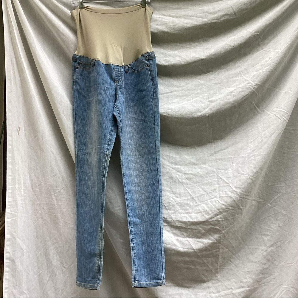 Planet Motherhood light blue maternity jeans, size large